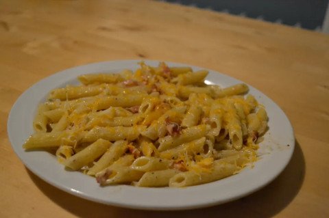 Pâtes carbonara à la québécoise
