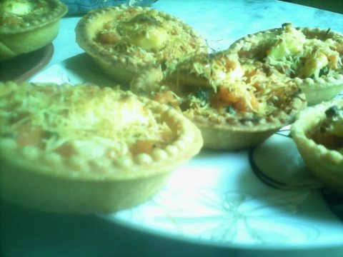 Mini-tartelettes aux crevettes et fromage frais