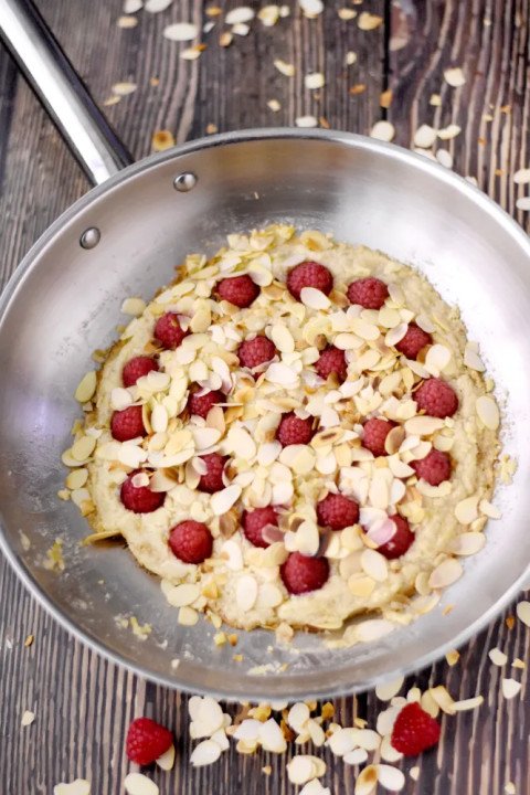 Cookies framboise amande à la poêle