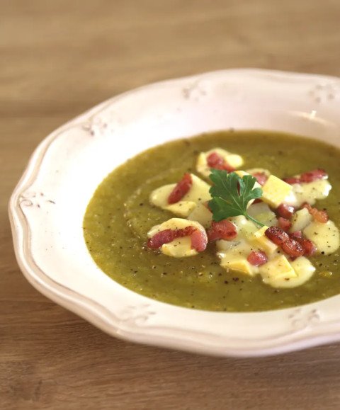 Potage de légumes facon tartiflette