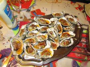 Huîtres chaudes au foie gras