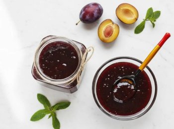 Confiture de pruneaux