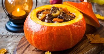 Ragoût aux châtaignes en coque de potiron