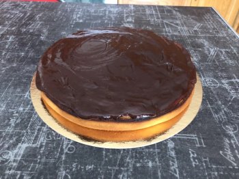 Gâteau aux amandes, nappage chocolat
