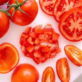 Comment Couper une Tomate Comme un Chef - Les Secrets de la Cuisine