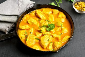 Poulet curry et oignons facile au Companion