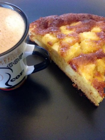 Gâteau léger pommes, miel et amandes