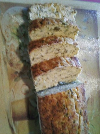 Pain de courgettes au basilic