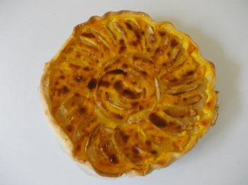 Tarte facile aux pommes et à la crème