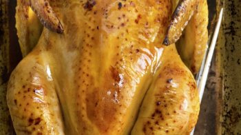 Chapon rôti au four