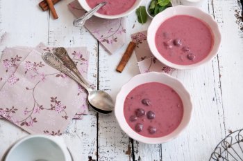 Soupe (froide) aux myrtilles