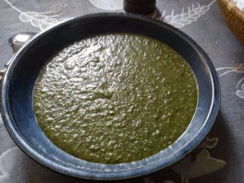 Soupe d'orties aux deux pommes