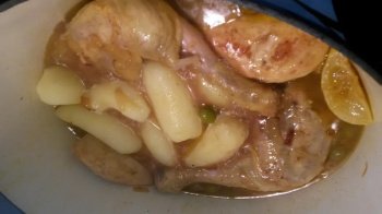 Tajine de poulet aux olives et citrons confits