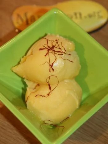Glace au safran