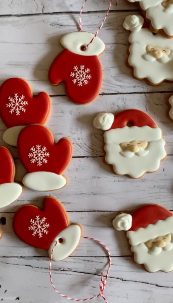 Sablés de Noël décorés au glaçage