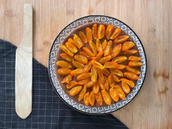 Gâteau au chocolat et aux kumquats confits