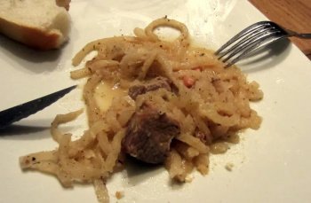 Sauté de porc à la choucroute de rave