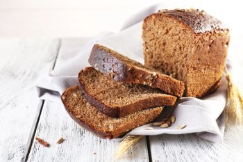 Pain de seigle islandais