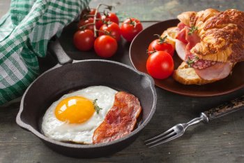 Croissants au lardons