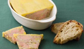 Terrine de foie gras mi-cuit festive porto-armagnac