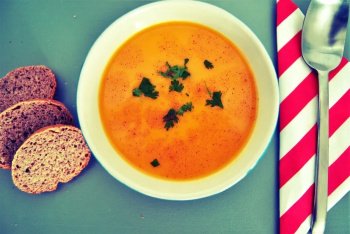Soupe de butternut à la coriandre
