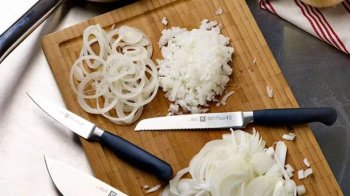 Comment Couper un Oignon - Les Secrets d'un Découpage Parfait