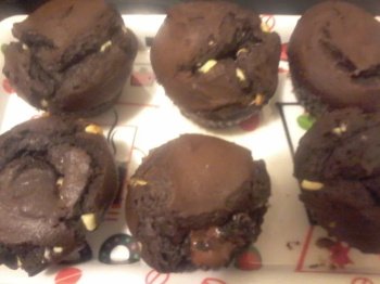 Muffins aux 2 chocolats, caramel et pâte à tartiner