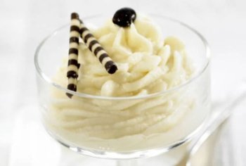 Mousse au chocolat blanc au kirsch