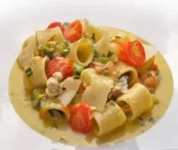 Mezze maniche aux courgettes