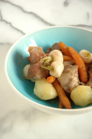 Tajine d'agneau aux légumes de printemps