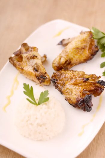 Ailerons de poulet confits au miel