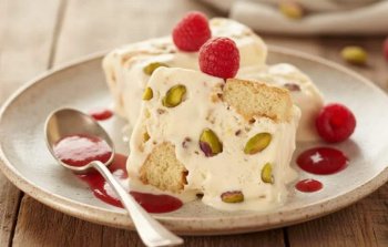 Nougat glacé aux framboises