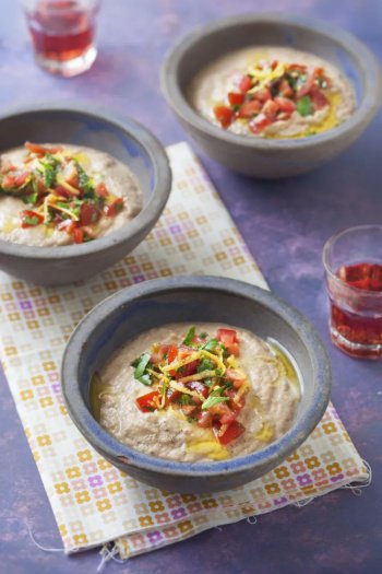 Soupe d'aubergines et de tomates cerise
