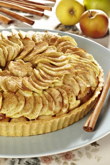 Tarte aux pommes provençale