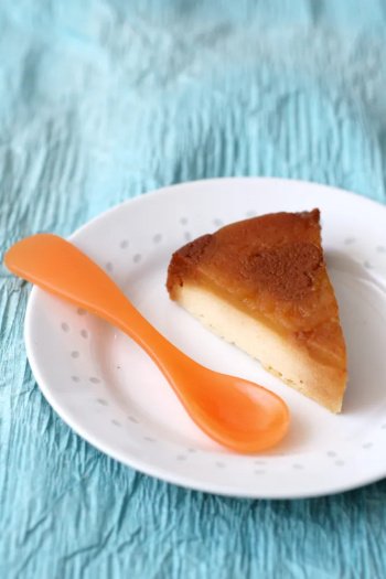 Gâteau de semoule aux pommes caramélisées