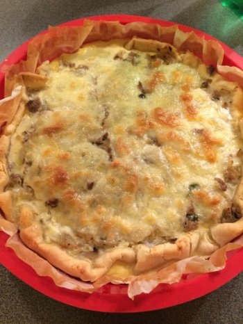 Quiche rapide boeuf/oignons/champignons