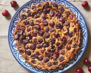 Clafoutis italien aux cerises noires et amarena
