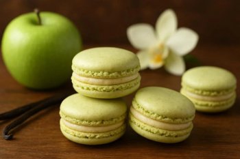 Macarons pomme vanille