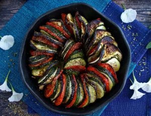 Tian de légumes au four : recette provençale simple et savoureuse