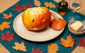 Potimarron d’Halloween farci d’un risotto crémeux