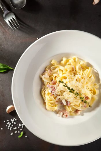Pâtes carbonara à la dijonnaise