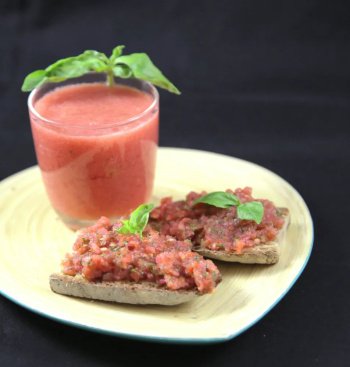 Jus de tomates au basilic