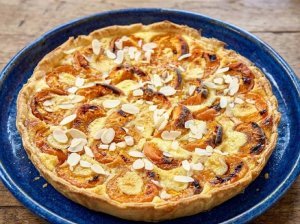 Tarte abricot amande facile : recette maison fondante et croustillante