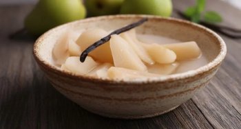 Poire au sirop maison
