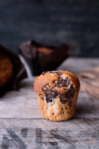 Mini muffins aux peaux de bananes