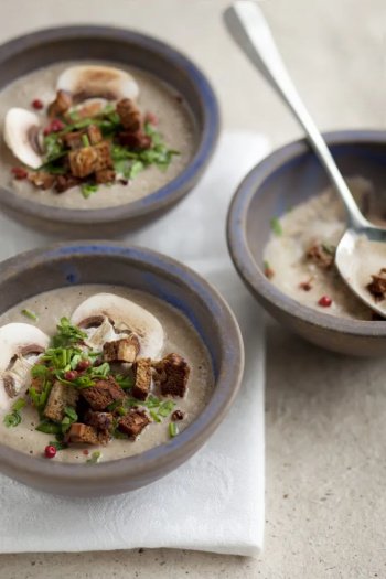 Soupe de champignons facile et délicieuse
