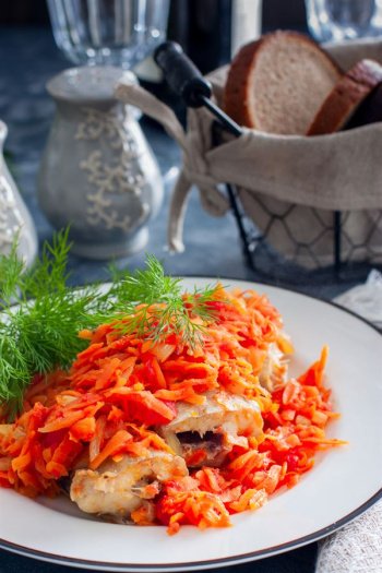 Filet de colin sous son lit de carottes au Companion