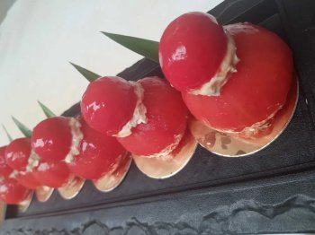 Religieuses de tomates au thon