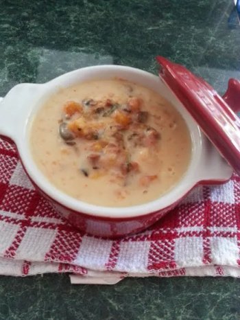 Petites cocottes de crevettes au chorizo