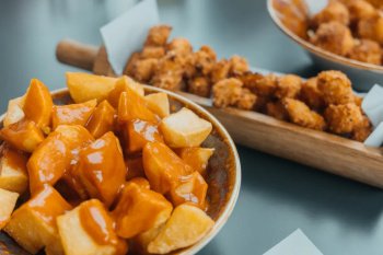 Patatas bravas et croquetas devant le ballet Don Quichotte